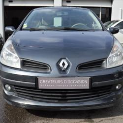 Renault Clio 3 1.2 16V 75CH AUTHENTIQUE 3P Saint-Maur-des-Foss&eacute;s