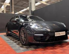 Porsche Panamera Servon