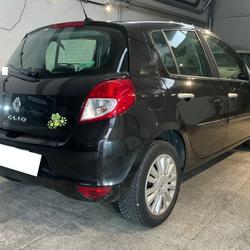 Renault Clio 3 Expression Clim 1.2 16v 75 Eco2 occasion - Ch&acirc;tillon-en-Vendelais - photo 2/6