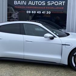 Porsche Taycan 4S 94kw 571ch Bain-de-Bretagne