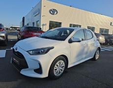 Toyota Yaris - 116h Dynamic 5p MY22 - 17 990 €