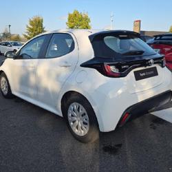 Toyota Yaris 116h Dynamic 5p MY22 Rez&eacute;