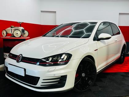 Volkswagen Golf - 7 VII GTI 2.0 230 CH TSI GT PERFORMANCE BLUEMOTION - 9 990 €