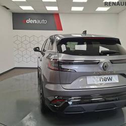Renault Austral E-Tech hybrid 200 Techno Dax