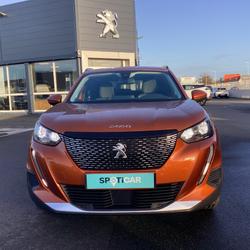 Peugeot 2008 PureTech 130 S&S EAT8 ALLURE Vallet