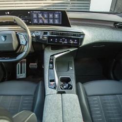 Peugeot 3008 1.2 HYBRID 145 E-DCS6 GT Ploun&eacute;vez-Quintin