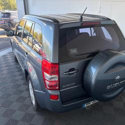 Suzuki Grand Vitara 1.9 DDiS occasion - Mouilleron-le-Captif - photo 2/14