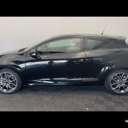 Renault Megane Coupe M&eacute;gane III Coup&eacute; 2.0 16V 265 S&S RS Annecy