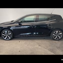 Renault Megane 4 M&eacute;gane IV Berline Blue dCi 115 EDC Limited Annecy