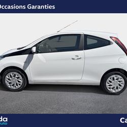 Toyota Aygo Aygo 1.0 VVT-i x-shift x-play Calais