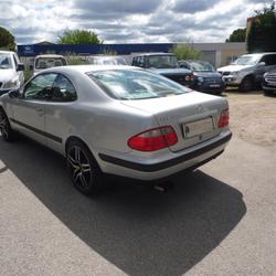 Mercedes CLK CLK 320 El&eacute;gance A Venelles