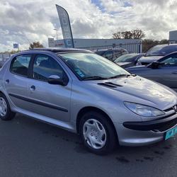 Peugeot 206 XT PREMIUM 1.6 16V Vallet