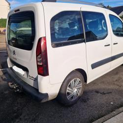 Citroen Berlingo 1.6 BLUEHDI EXCLUSIVE BVM5 75 occasion - Combourg - photo 2/8