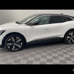 Renault Megane E-Tech Megane E-Tech EV60 220 ch super charge Iconic Cluses