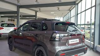 Suzuki S Cross  - photo 3