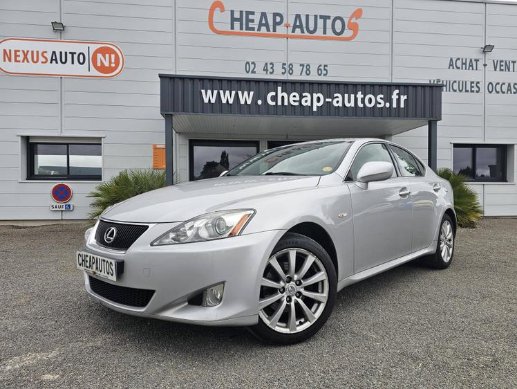 Lexus IS  - Pack Luxe - 7 490 €