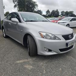 Lexus IS II 220d Pack Luxe Quelaines-Saint-Gault