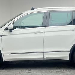 Volkswagen Tiguan 2.0 Bi-TDI 240 BMT DSG7 4Motion R-Line Exclusive - TOIT OUVRANT - HALDEX OK - ATTELAGE F&eacute;rin