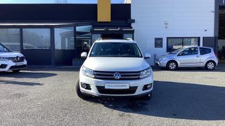 Volkswagen Tiguan  - photo 1