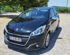 Peugeot 208 - Allure Business 1.2 PureTech 110 ch – 2019 – 100 000 km - 7 900 €