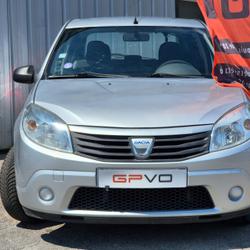 Dacia Sandero ✅R&eacute;vis&eacute; / Kit Distribution neuf  / 1&egrave;re Main / Garantie✅ Montreuil-le-Gast