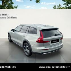 Volvo V60 V60 B4 AWD 197 ch Geartronic 8 Cross Country Pro 5p Pau
