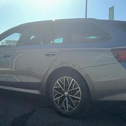 Skoda Octavia Combi Octavia Combi 2.0 TDI 150 ch DSG7 Sportline 5p Lescar