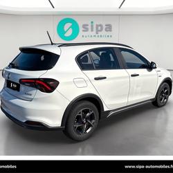 Fiat Tipo 2 Tipo Cross 5 Portes 1.5 Firefly Turbo 130 ch S&S DCT7 Hybrid (RED) 5p La Teste-de-Buch