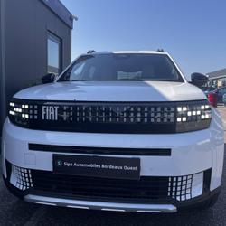 Fiat Grande Panda Grande Panda e 83ch La Prima 5p M&eacute;rignac