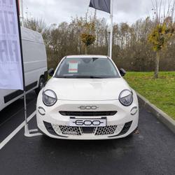 Fiat 600 600 1.2 HYBRID 100 CH DCT6  5p Toulouse