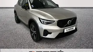 Volvo XC40  - photo 0