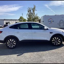 Renault Arkana ZEN TCE 140 EDC occasion - Beaupr&eacute;au-en-Mauges - photo 3/10