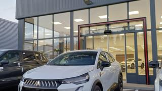 Mitsubishi Grandis  - photo 0