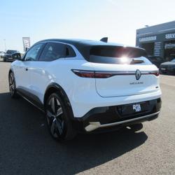Renault Megane E-Tech Iconic &Eacute;vrecy