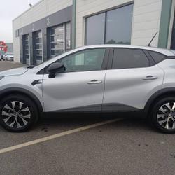 Renault Captur TCe 90 Evolution occasion - Castelnau-d'Estr&eacute;tefonds - photo 2/44