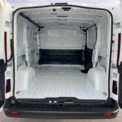 Renault Trafic L1H1 3T BLUE DCI 150 AUTO BVA9 RED EDITION Mions