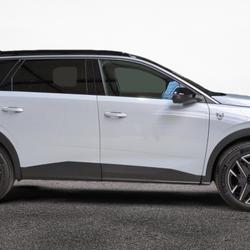 Peugeot 5008 HYBRID 145 CH BVA E-DCS6 7PL GT + PACK VISION 360 et DRIVE ASSIST PLUS + TOIT PANO H&eacute;nin-Beaumont