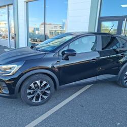 Renault Captur TCe 90 Evolution occasion - Castelnau-d'Estr&eacute;tefonds - photo 2/49