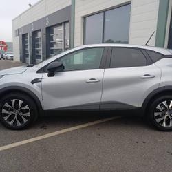 Renault Captur TCe 90 Evolution occasion - Castelnau-d'Estr&eacute;tefonds - photo 2/44
