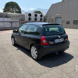 Renault Clio 2 -2.0 16V 169 ch &ndash; Entretien complet &ndash; Garantie possible Tarbes