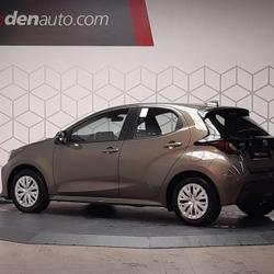 Toyota Yaris Hybride 116h Dynamic occasion - Saint-Laurent-des-Vignes - photo 2/34