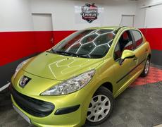 Peugeot 207 Saint-Denis-de-Mailloc