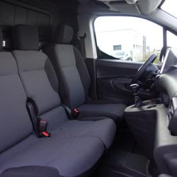 Peugeot Partner M 950 KG 100CH+1&Egrave;RE MAIN/GARANTIE 12 MOIS/TVA RECUPERABLE 16990&euro; TTC Connerr&eacute;