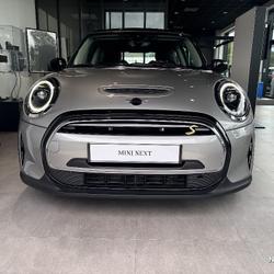 Mini Hatch Hatch 3 Portes Cooper SE 184 ch Edition Premium Compi&egrave;gne