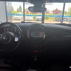 Mini Cooper (F55) COOPER 136 ESSENTIAL BVA7 Compi&egrave;gne
