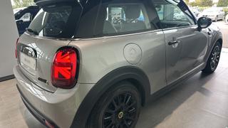 Mini Hatch  - photo 3