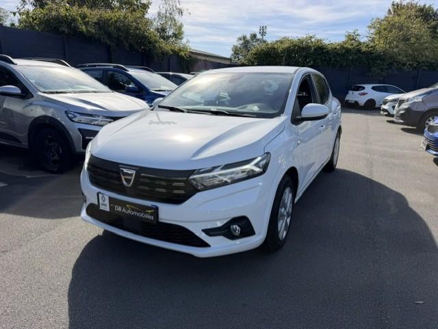 Dacia Sandero  - 12 990 €