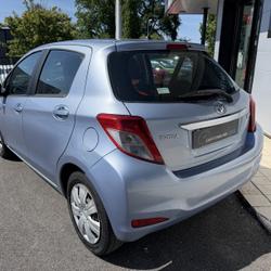 Toyota Yaris 100 VVT-I DYNAMIC 5P Chevaign&eacute;