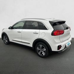 Kia Niro 1.6 GDi Hybride Rechargeable 141 ch DCT6 - PREMIUM occasion - Saint-Georges-des-Coteaux - photo 2/29