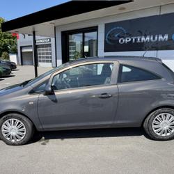 Opel Corsa 1.2 TWINPORT 85CH GRAPHITE 3P Chevaign&eacute;